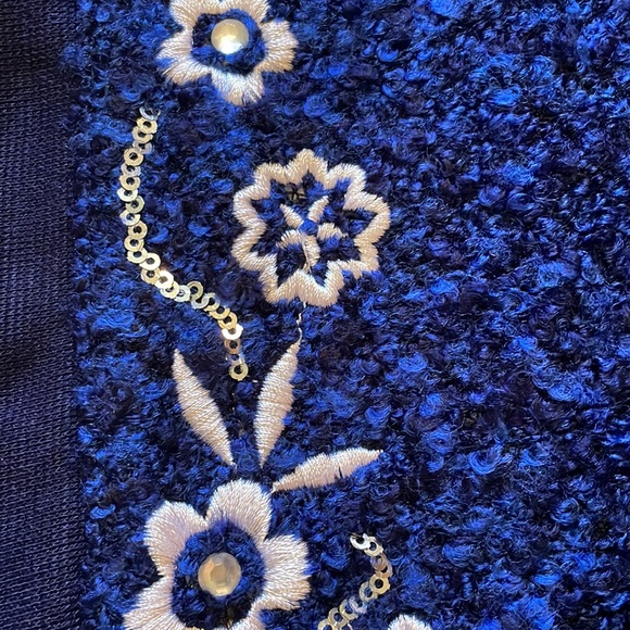 NWT Women’s 2X Cathy Daniels Embellished Sweater - Picture 2 of 5
